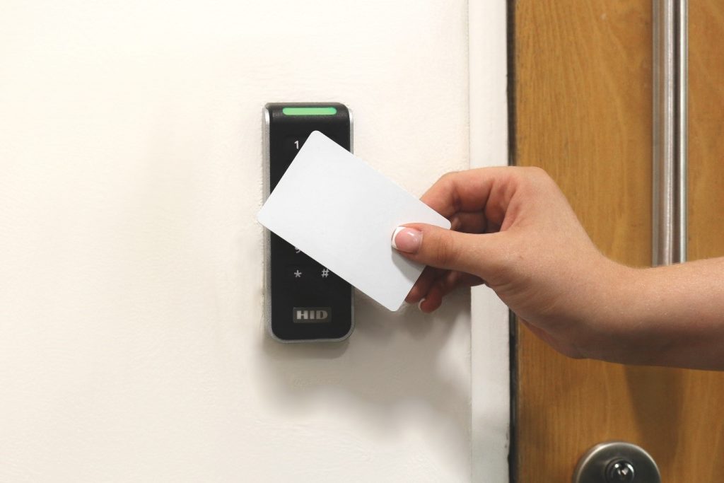 A card canning HID Signo card reader for access control